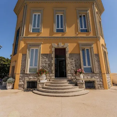 فندق مبيت وإفطار Mosca Charming House 3*