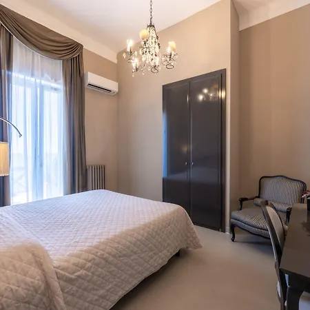 Mosca Charming House Bed & Breakfast