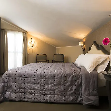 Mosca Charming House Bed & Breakfast 3*