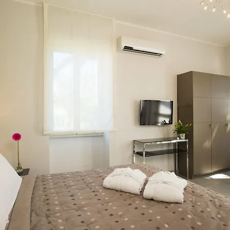 Mosca Charming House Bed & Breakfast
