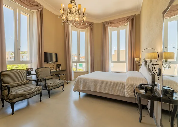 Mosca Charming House 4* Alguer